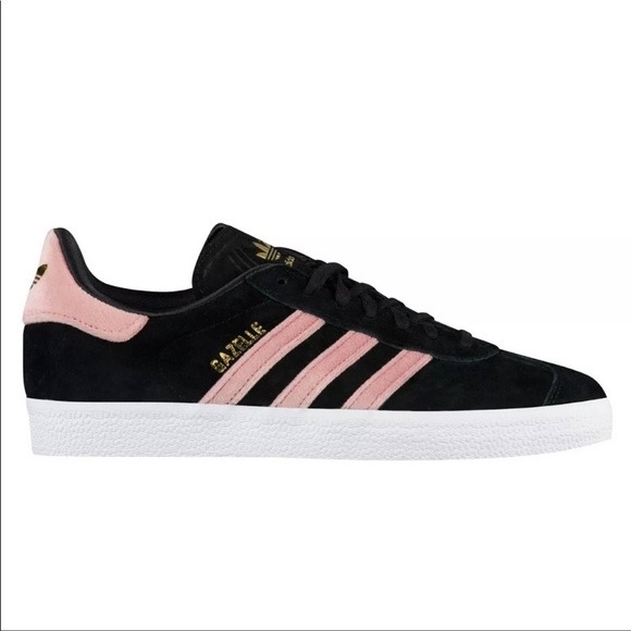 adidas Shoes - Adidas woman’s gazelle